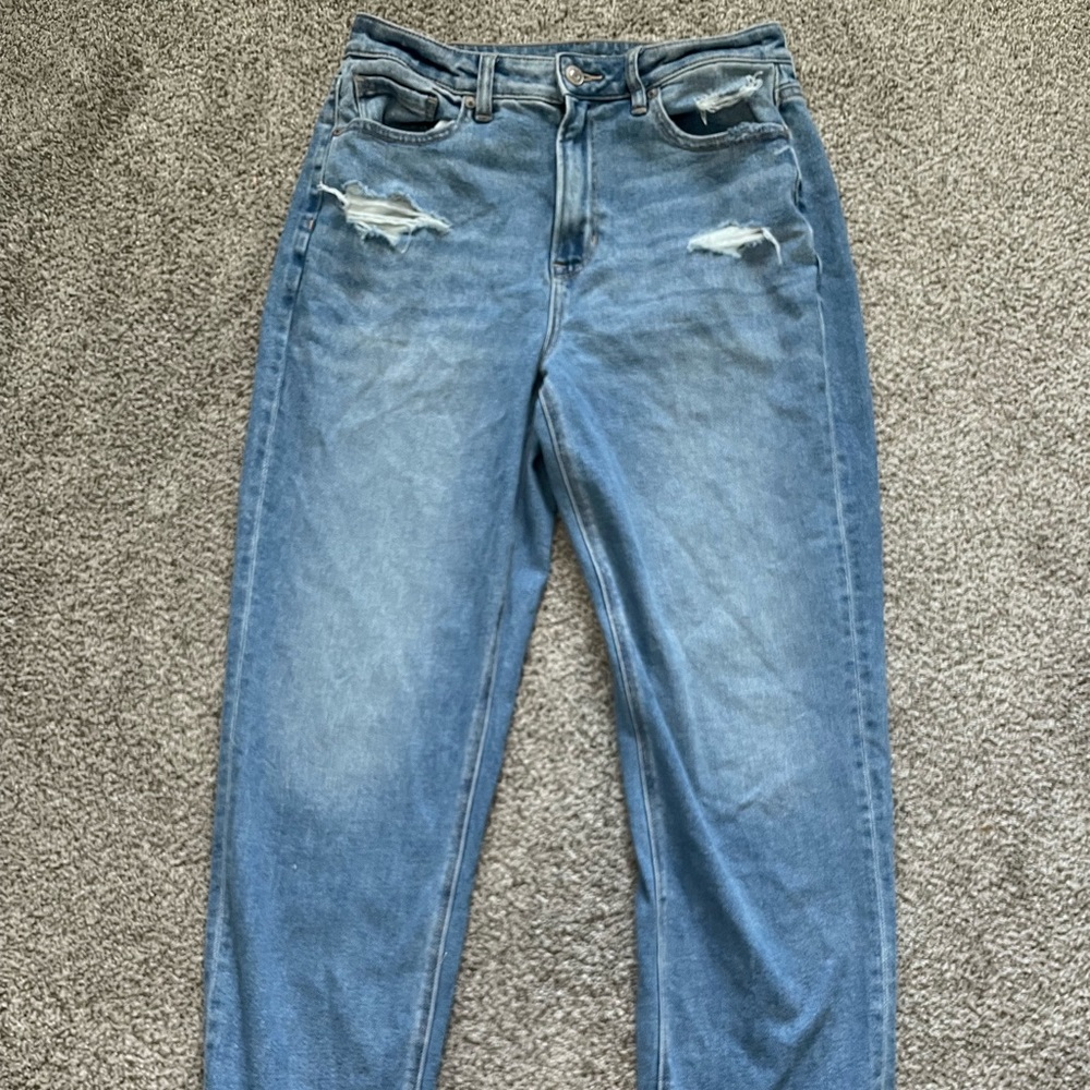 American Eagle Mom Jeans